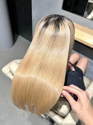 ロング ブリーチ縮毛矯正/ 複雑履歴🉑/タイチのヘアスタイル