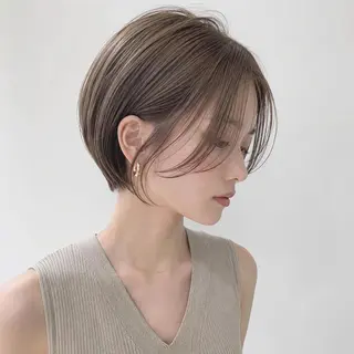 ショート 鶴ヶ峰×ショートボブ 白髪ぼかし 村井祐介のヘアスタイル