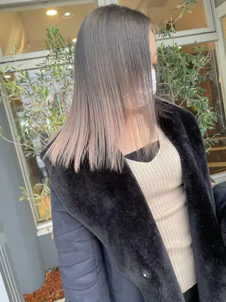 ミディアム カラー 齋藤 佳以のヘアスタイル