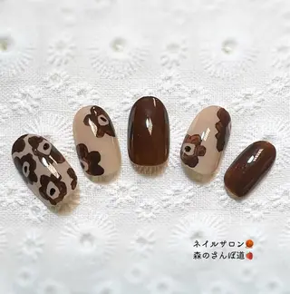 ショート ネイル ショートネイル 森のさんぽ道のネイルデザイン
