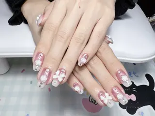 ネイル アオイ リンのネイルデザイン