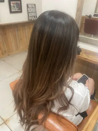 ロング カラー Wカラーレイヤーカ ット⚡️CHIAKIのヘアスタイル