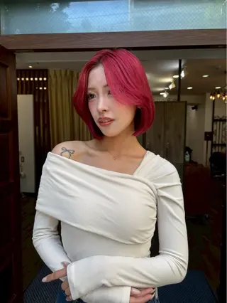 ショート みいなブリーチモデル 募集中！のヘアスタイル