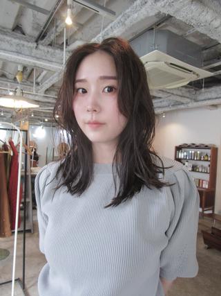 セミロング カラー yu maのヘアスタイル