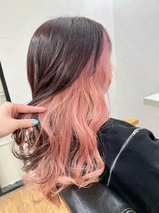 ロング カラー 青木 優歩のヘアスタイル