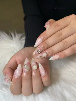 ネイル NiJi Nailsのネイルデザイン
