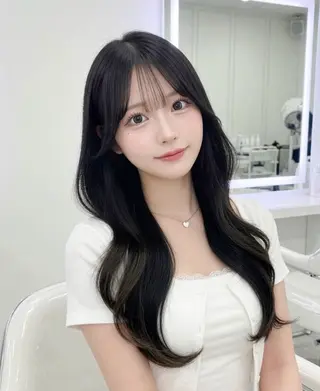 ロング 薮本 真優のヘアスタイル