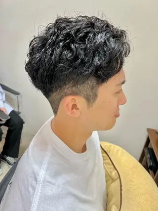 ショート パーマ メンズ 黒崎 美乃里のヘアスタイル
