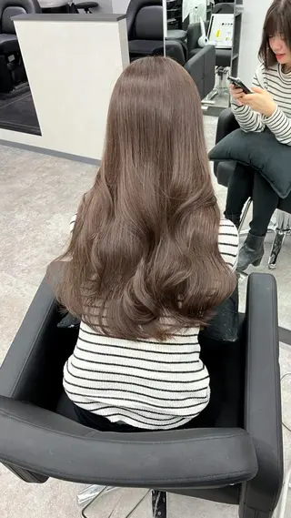 ロング 'comma rinkaのヘアスタイル
