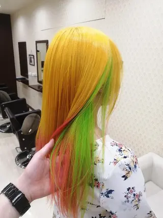 ロング カラー sato shoheiのヘアスタイル