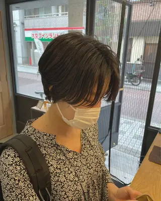 ショート 暖色カラー🍊 ボブ🌿顔周りcutのヘアスタイル