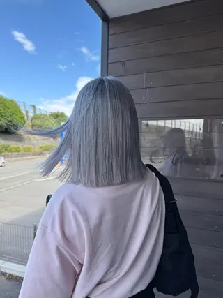 ミディアム 鈴木 妃帆未のヘアスタイル