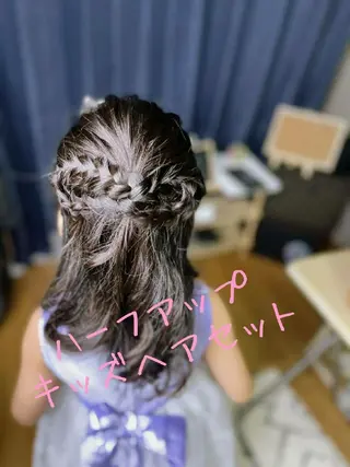 ヘアアレンジ Reika   eyelashのマツエク・マツパデザイン