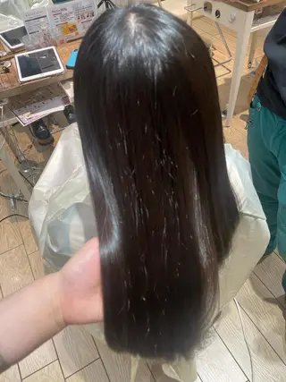 ロング カラー ななほ⌇レイヤー カット⌇透明感カラーのヘアスタイル