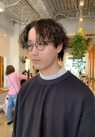 ショート パーマ メンズ グランジヘア 無造作ヘアHYUGAのヘアスタイル
