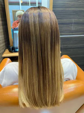 ロング 黒木 翔平のヘアスタイル
