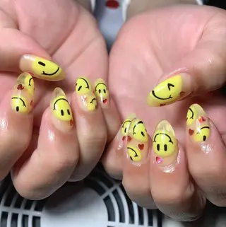ネイル MHR nailのネイルデザイン