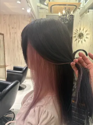 セミロング カラー 松井 悠希のヘアスタイル