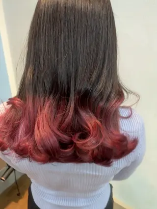ロング 《髪質改善 UN BLEACH》のヘアスタイル