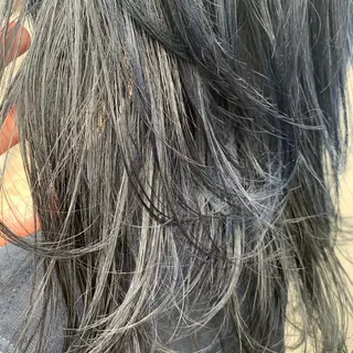 セミロング ウルフ、レイヤー 、メンズカットSHOのヘアスタイル