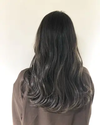 ロング カラー 🍊新宿南口🍊 ERINAのヘアスタイル