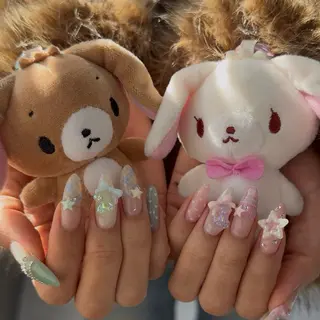 ネイル Sarina ⋆⭒˚ mavieのネイルデザイン