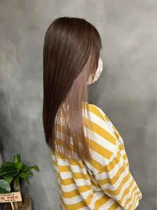 セミロング ゆだい　ワンカラー✨ ダブルカラー❄️のヘアスタイル