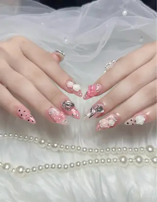 ネイル NEM nailstudioのネイルデザイン