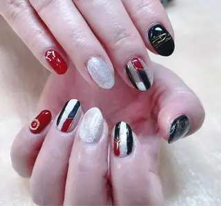 ネイル MoonNail ユリ🌸のネイルデザイン