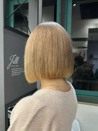 ショート カラー 🎀透明感 カラーHiROEのヘアスタイル