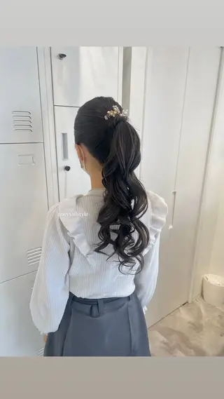 ロング ヘアアレンジ 黒阪 なみのヘアスタイル
