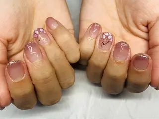 ネイル Olivia Blueのネイルデザイン