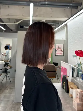 ミディアム カラー miloc sayaのヘアスタイル