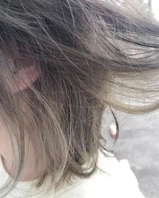 ショート レイヤーカット匠 イソザキノリユキのヘアスタイル