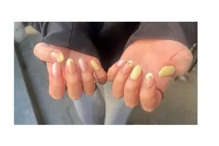 ネイル 長谷川 奈緒美のネイルデザイン