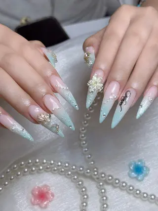 ネイル Sully Nail Labのネイルデザイン