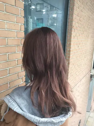 セミロング カラー パーマ ヘアアレンジ メンズ キッズ ネイル マツエク・マツパ サロンドミルク 渋谷高比良のヘアスタイル