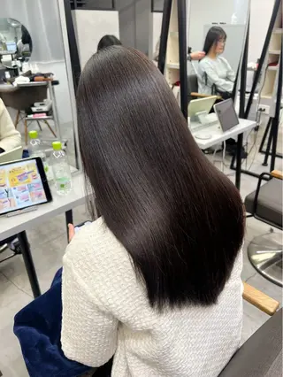 ロング パーマ 🍒モテ暖色カラー × うる艶✧ ゆなのヘアスタイル