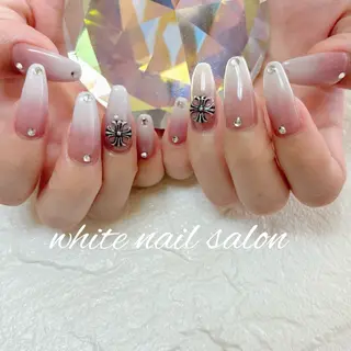 ネイル white nail salonのネイルデザイン