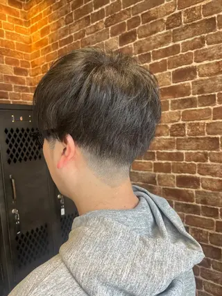 ショート カラー パーマ ヘアアレンジ メンズ キッズ ネイル マツエク・マツパ アイブロウ 久木原 ゆりのヘアスタイル