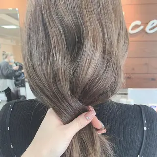 セミロング レイヤー/艶髪カラー 森本くるみのヘアスタイル