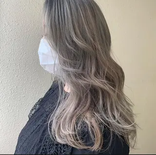 ロング kiyono ⭐︎ダブルカラーのヘアスタイル
