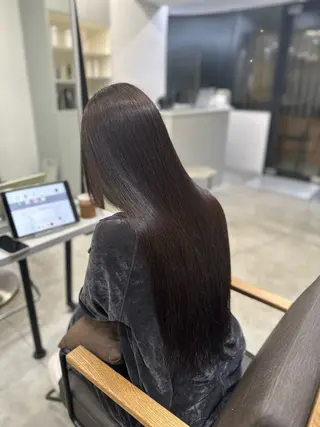 ロング パーマ ハイトーンカラー が絶対可愛い✨泰聖✨のヘアスタイル