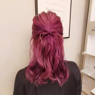 セミロング ヘアアレンジ 🌺夏の褒められヘア 🌺 NAO のヘアスタイル