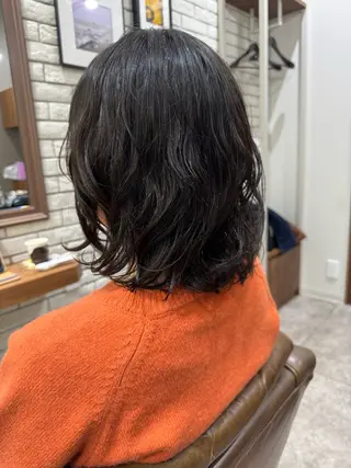 ミディアム パーマ 伴藤 寿男のヘアスタイル