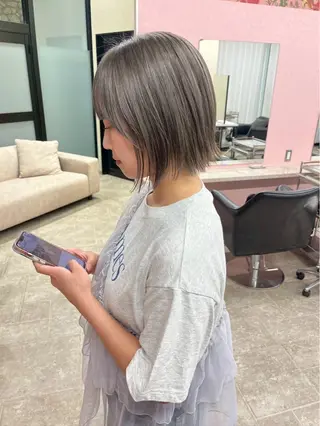 カラー nanami 【MATTY】のヘアスタイル