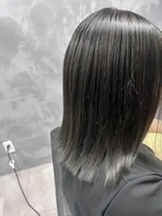 カラー newi 赤羽のヘアスタイル