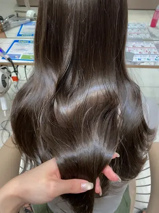 ロング カラー 玉城 琴音のヘアスタイル