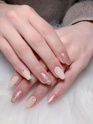 ネイル 桃山 莉緒のネイルデザイン
