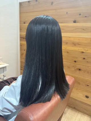 ロング Circus 石原愛里のヘアスタイル